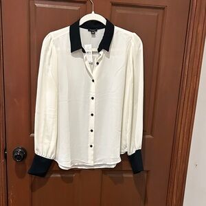 Ann Taylor Black and Cream button up blouse sz Small business